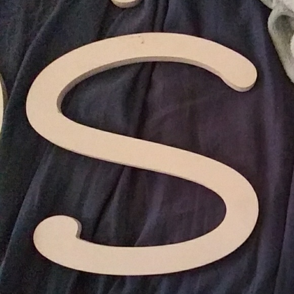 Off white block letters 🍾 - Picture 4 of 4